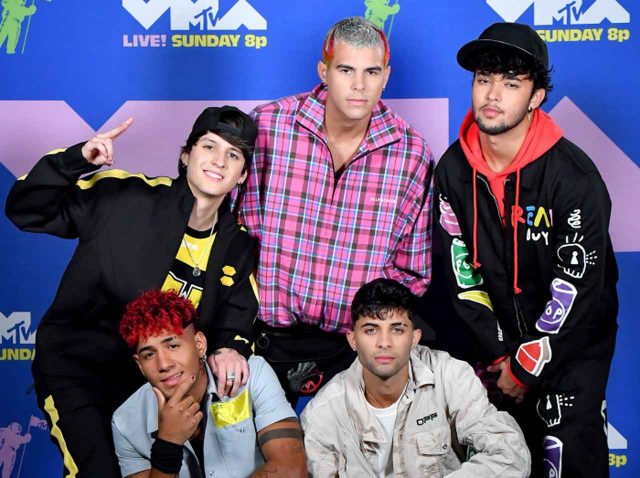 CNCO、「最後のプレゼント」をもってジョエル・ピメンテルが脱退することを発表【声明全訳】