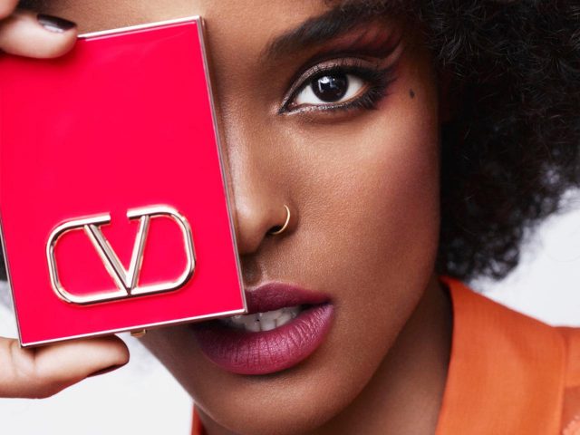 パケ買い必至！ヴァレンティノから初のメイクアップアイテムが登場