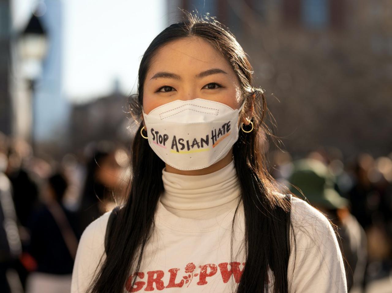 アジア系への人種差別撤廃を訴える「#StopAsianHate」セレブの寄付活動がイギリスにも広がる