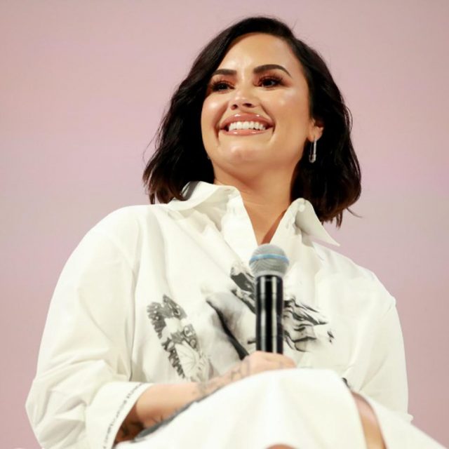 デミ・ロヴァート、「痩せたね」は「太ったね」と同じくらい“悪い言葉”になり得る