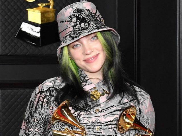 ビリー・アイリッシュが素肌を晒しながら語る「男性は弱い」 その真意は？