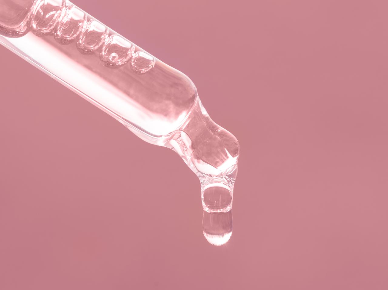 毛穴レス美肌のカギは「AHA」！スキンケアに取り入れたい理由をプロが明かす