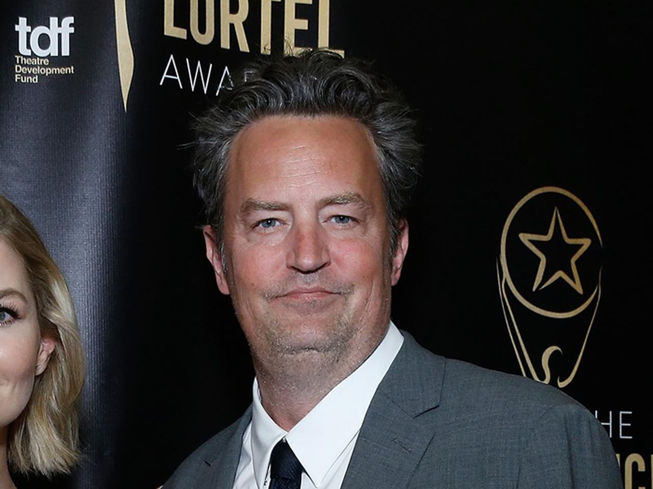 『フレンズ』マシュー・ペリー、22歳年下モデルと1年経たずで婚約破棄