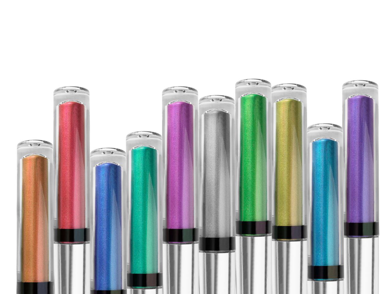 ヨレない!落ちない!1日中「リキッドアイシャドウ」をキープする裏ワザ