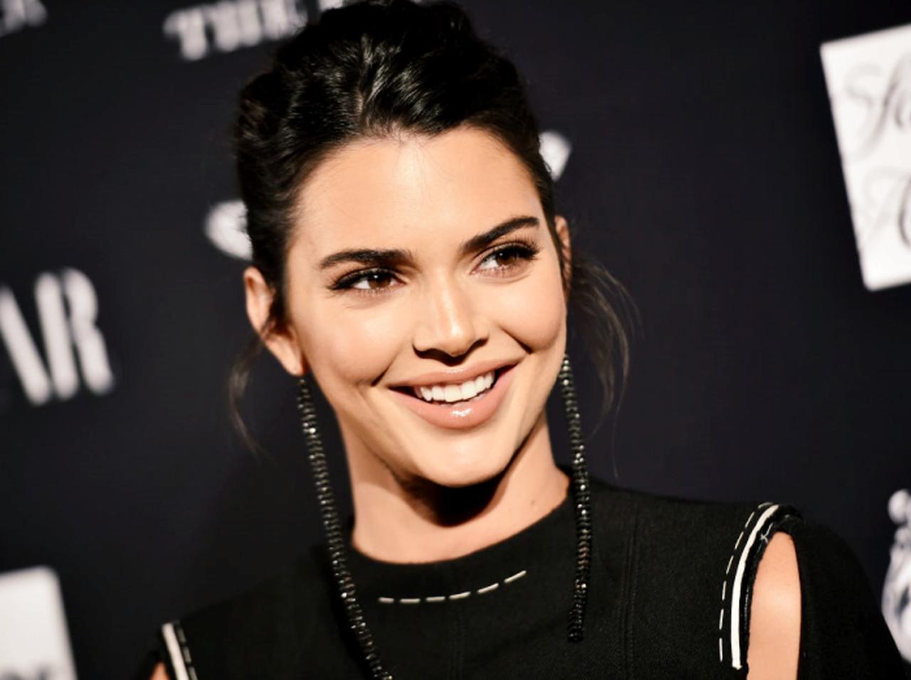 ケンダル・ジェンナー、特定の職種の人とばかりつき合いがちな事は「恥ずかしくない」