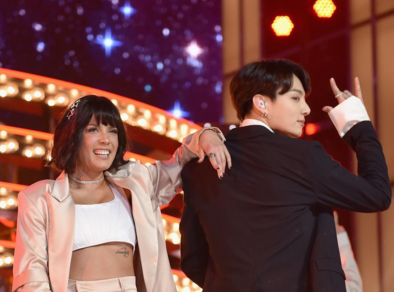 ホールジー、マクドナルドとBTSがコラボした「BTSミール」をゲット