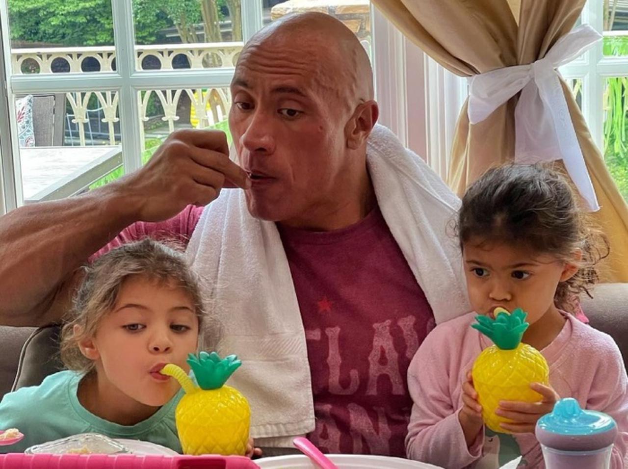 ドウェイン・ジョンソン、娘と朝一で見た「映画」がどう考えても朝向きじゃない【オチあり】