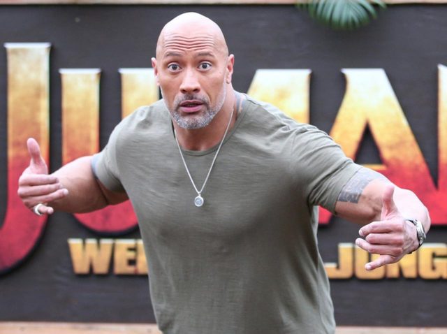 ドウェイン・ジョンソン、『ブラックアダム』共演者が“宿敵”とゴルフに行ったと知って…