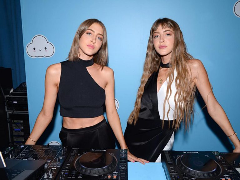 米お嬢様DJ、「ルーズソックス」を取り入れたファッションが可愛すぎる