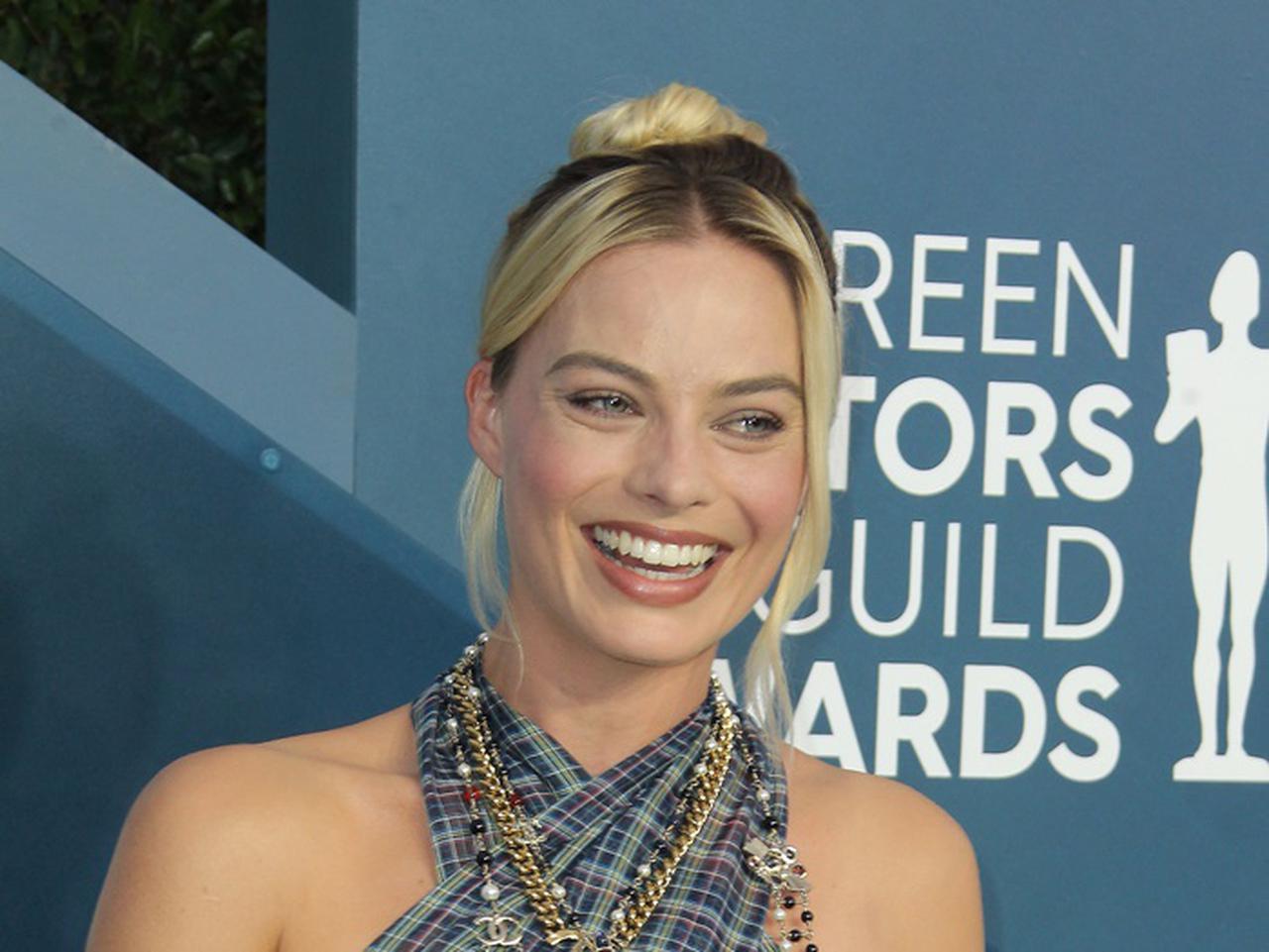 マーゴット・ロビー、インスタを含むSNSからしばらくの間離れることを発表