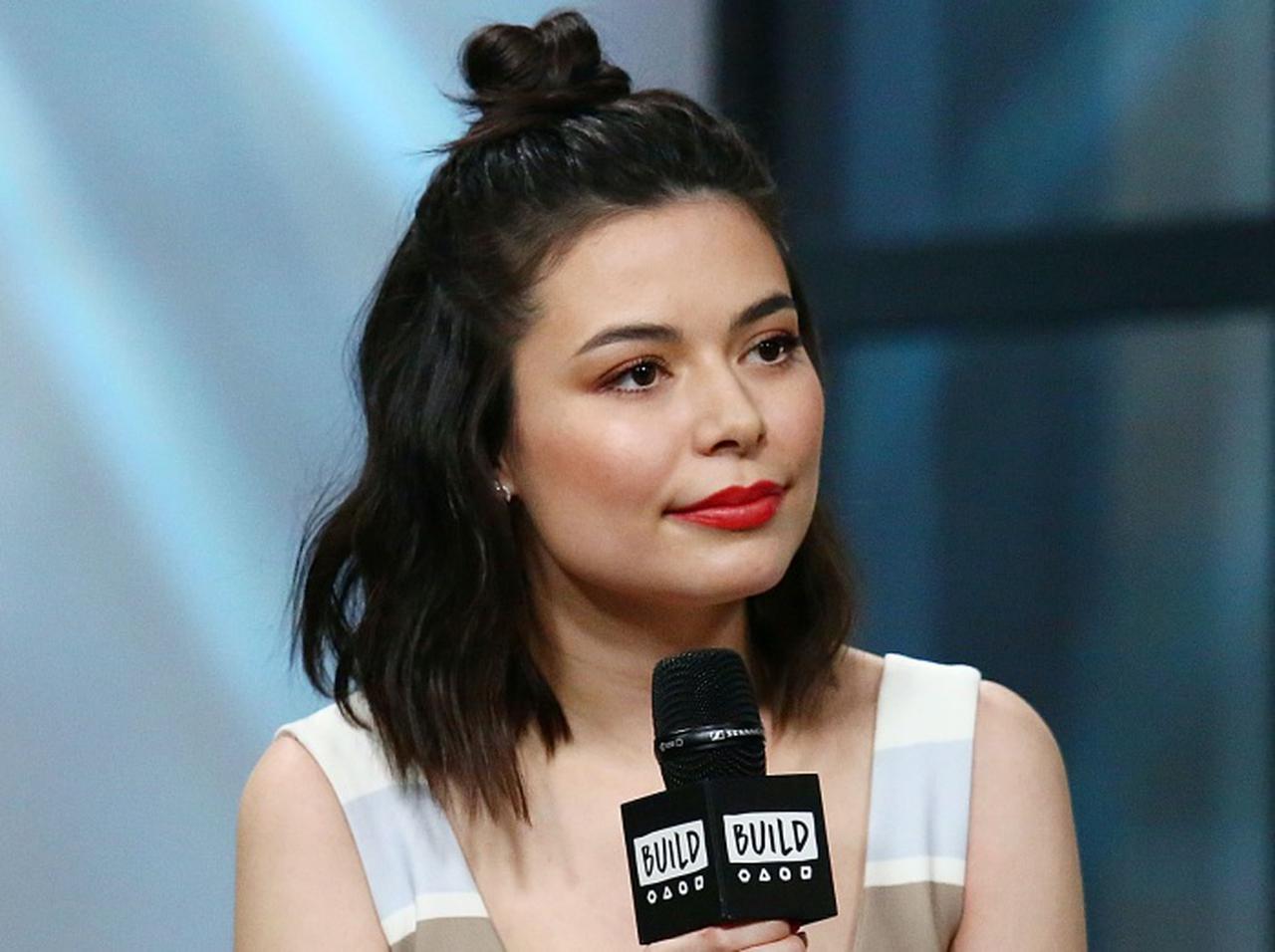 『iCarly』ミランダ・コスグローヴ、若くして「ロールモデル」となった苦労を振り返る