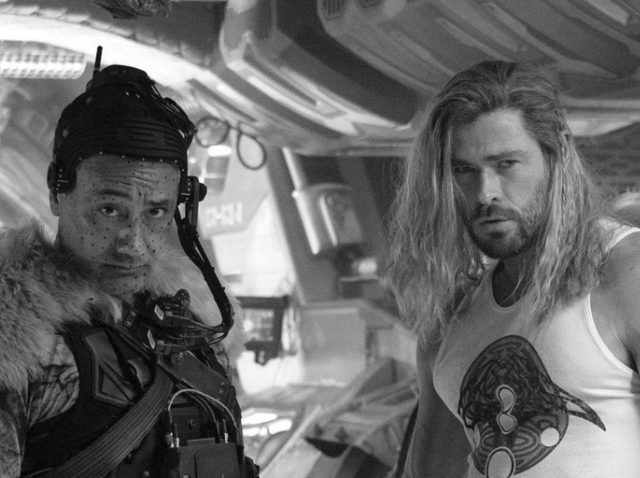 『マイティ・ソー／ラブ＆サンダー』が撮影終了！舞台裏の写真が公開