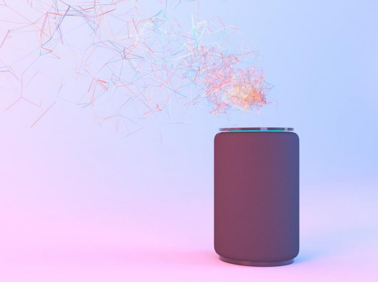 アマゾンのアレクサの「中の人」が判明、急浮上した人物とは…