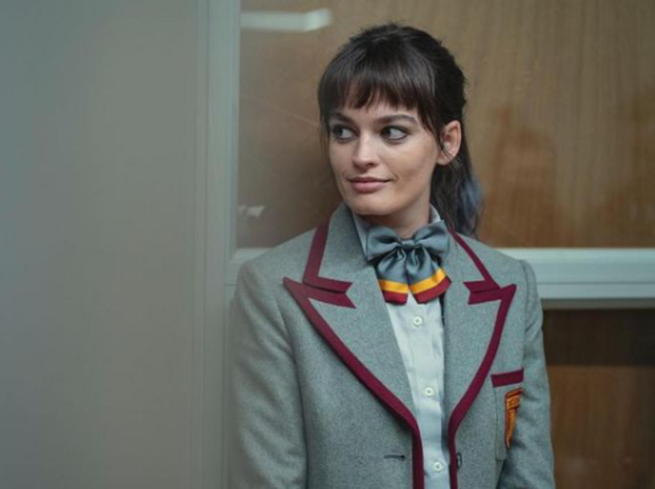 『セックス・エデュケーション』シーズン3の配信日決定!ファーストルックであの人が…!