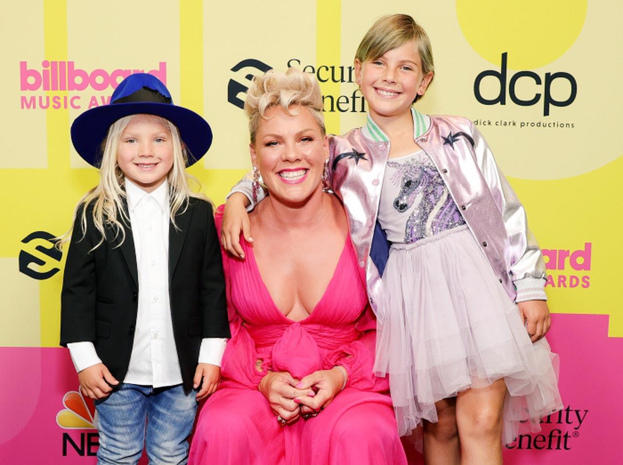 ピンクの子供たち、“姐さんの遺伝子”を感じる肝の座りっぷりがヤバい