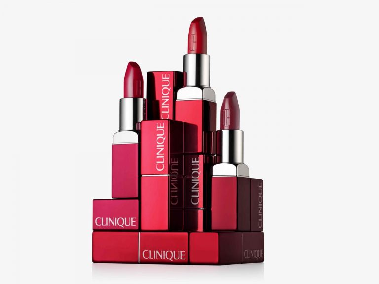 クリニーク、肌トーンからぴったりな色を導き出す赤リップ「クリニーク ポップ レッド」が新登場