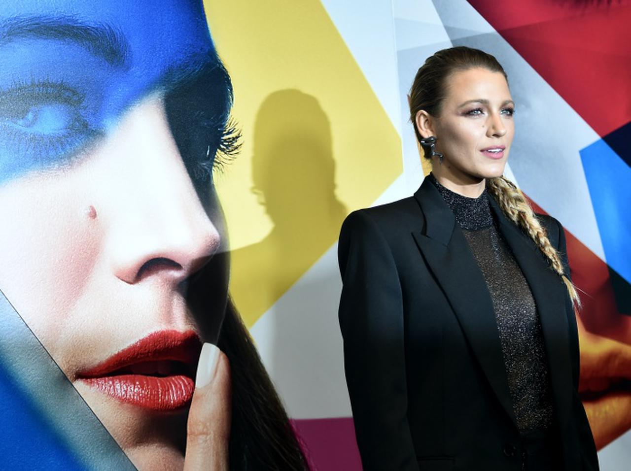 ブレイク・ライブリー、無断で我が子の写真を撮影したパパラッチに怒り爆発