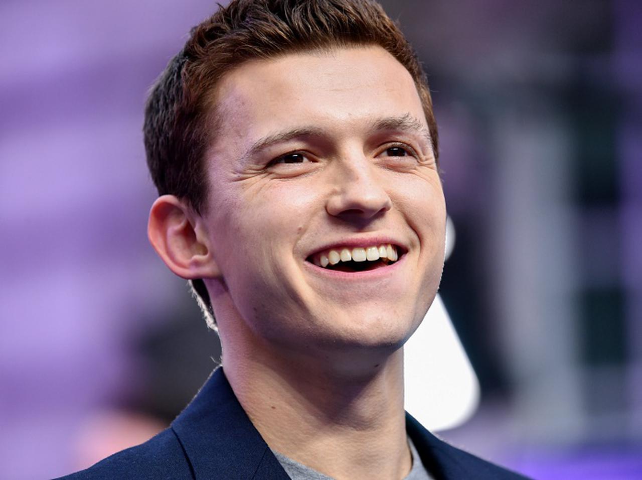 トム・ホランド、ネタバレしないで『ブラック・ウィドウ』の感想を投稿!そのコメントは?