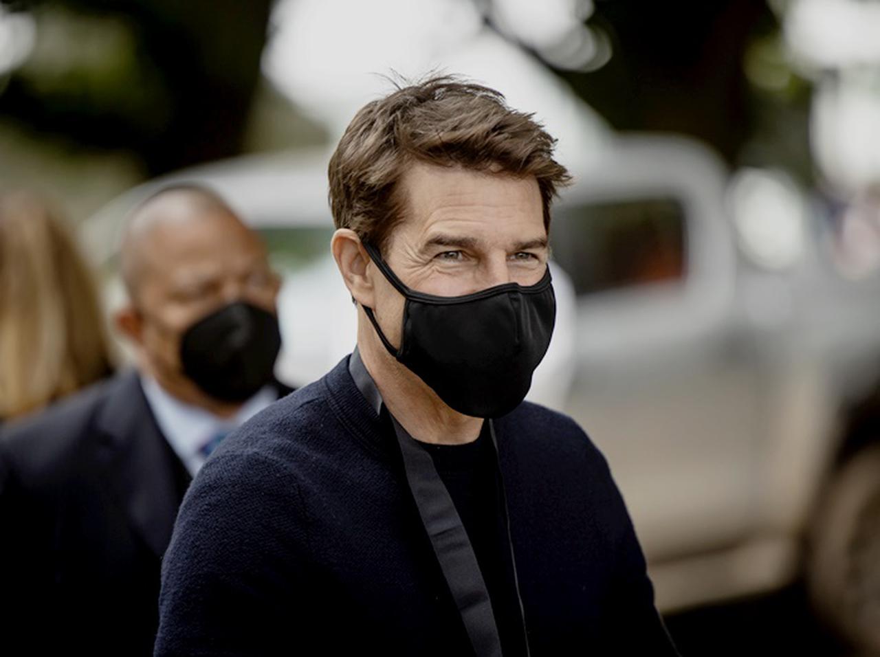 トム・クルーズ、ファンサービスも“ソーシャルディスタンス”を徹底