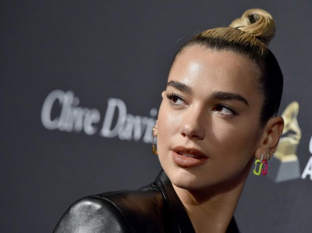 デュア・リパ、「Levitating」でコラボしたダベイビーの同性愛嫌悪発言に憤り