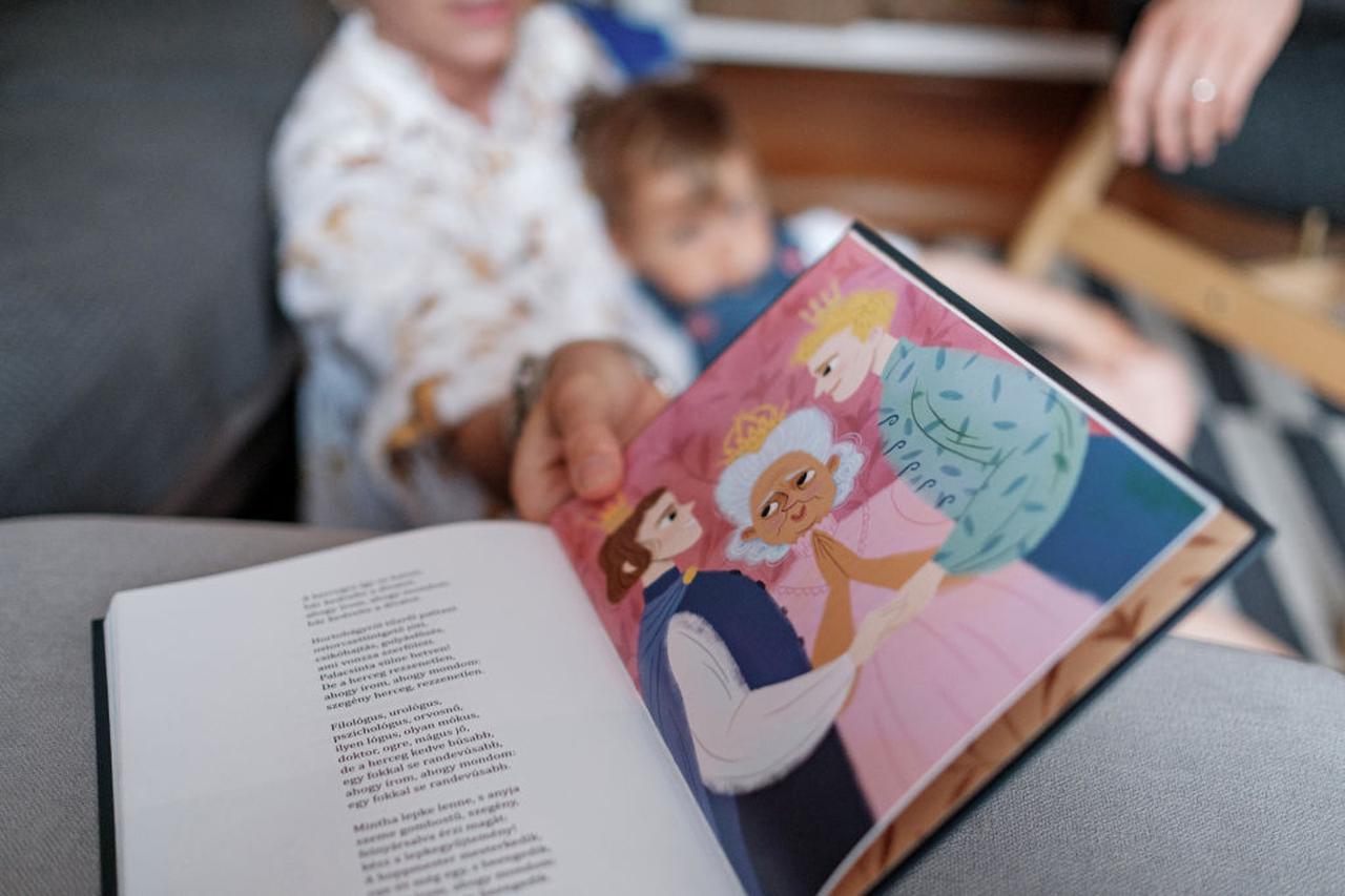 LGBTQ+の本を理由に本屋に罰金、編集者が国外脱出…ハンガリーで何が起きている?