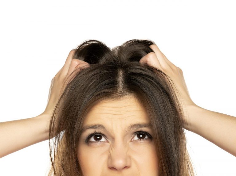 ぺたんこ髪、頭皮のベタつきを即解消!セレブ御用達のプロが教えるその対処法