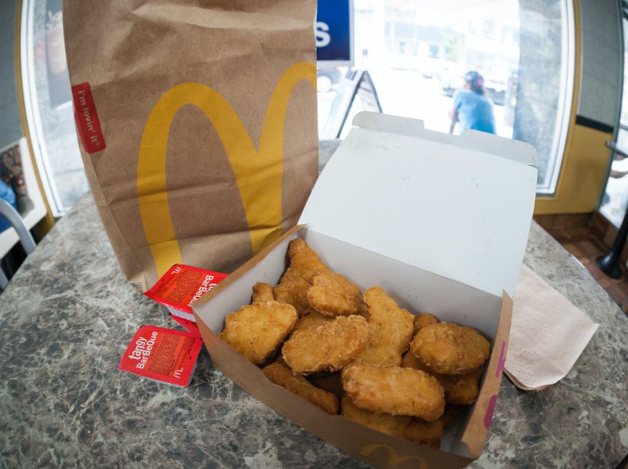 マクドナルド、「ナゲットのソース入れ忘れ」が逮捕に繋がることに