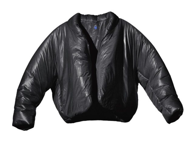 カニエ・ウェストとGapの「YEEZY GAP」、ブラックラウンドジャケットが先行予約開始