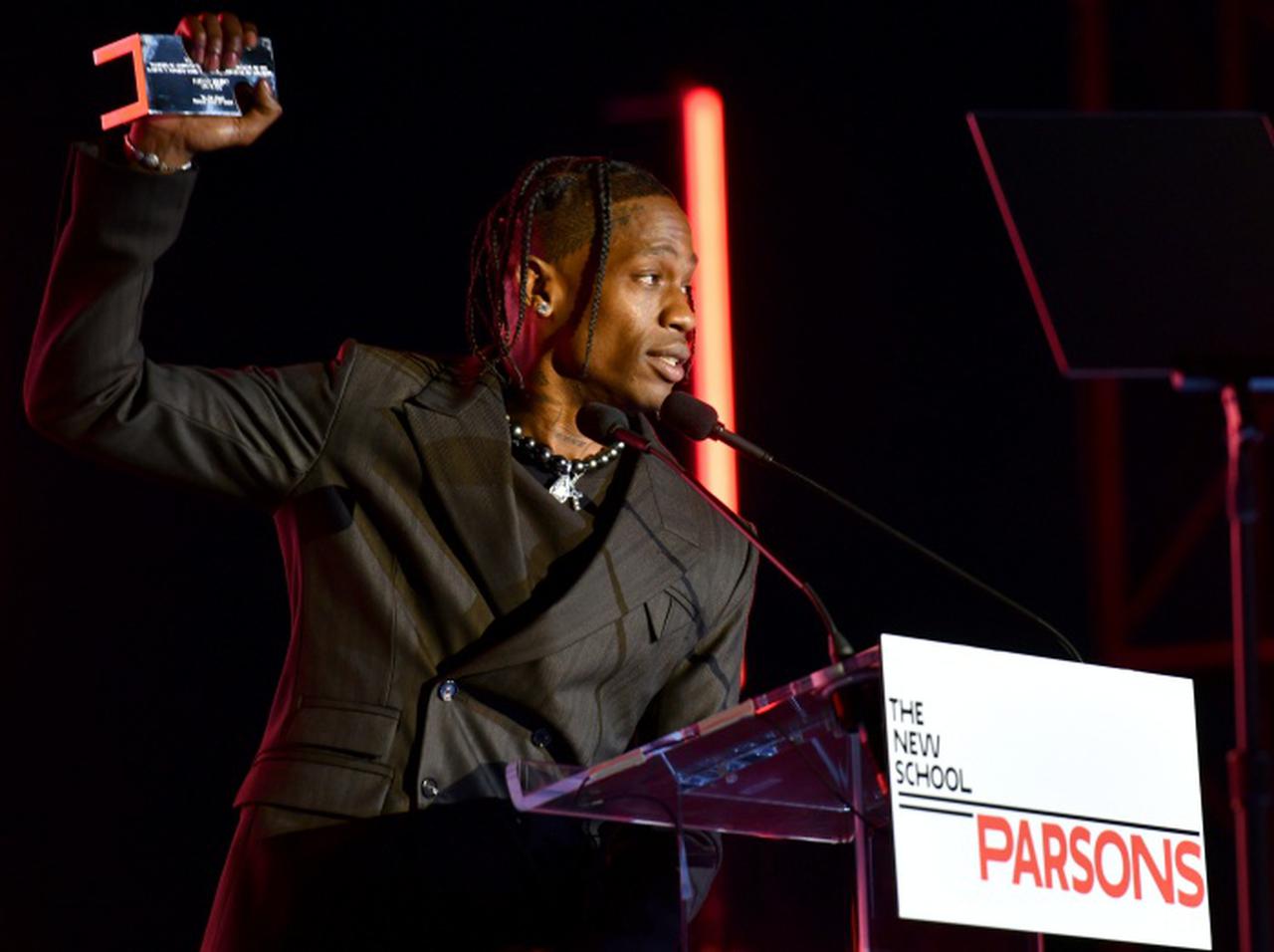 トラヴィス・スコットが「早く日本に行きたい」と唐突にツイート、その真意とは？