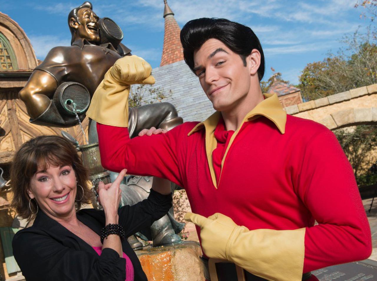 ディズニーランド、イケメンキャラに“告白”したら「返ってきた言葉」が夢も希望もない