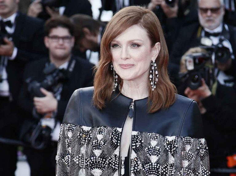 加齢はただの「状態」、女性が“品よく年を取る”ことを求められることをジュリアン・ムーアが一刀両断