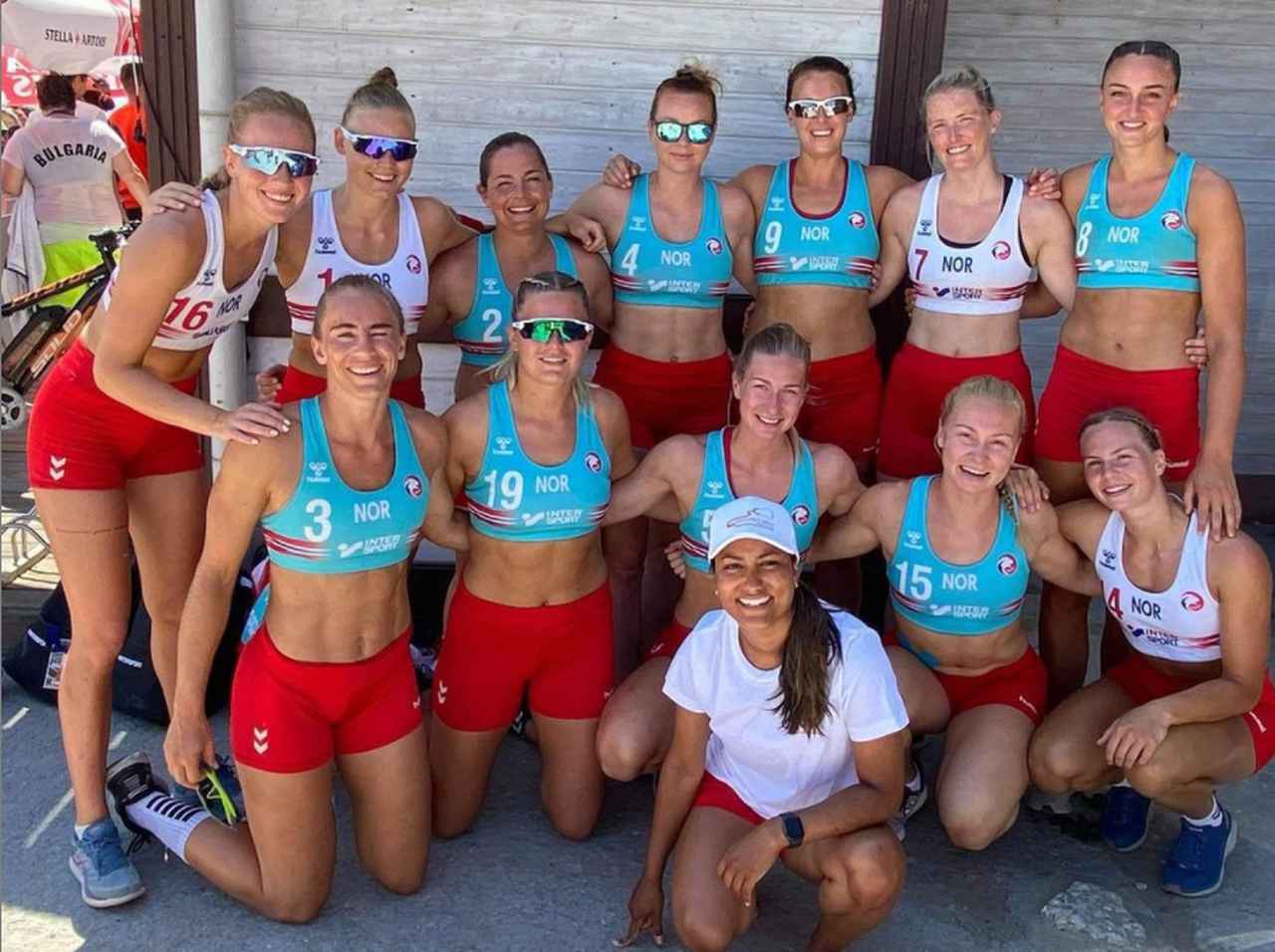 「連盟のほうが性差別で罰金を処されるべき」、ピンクが女子ハンドボールのビキニ強要に怒り