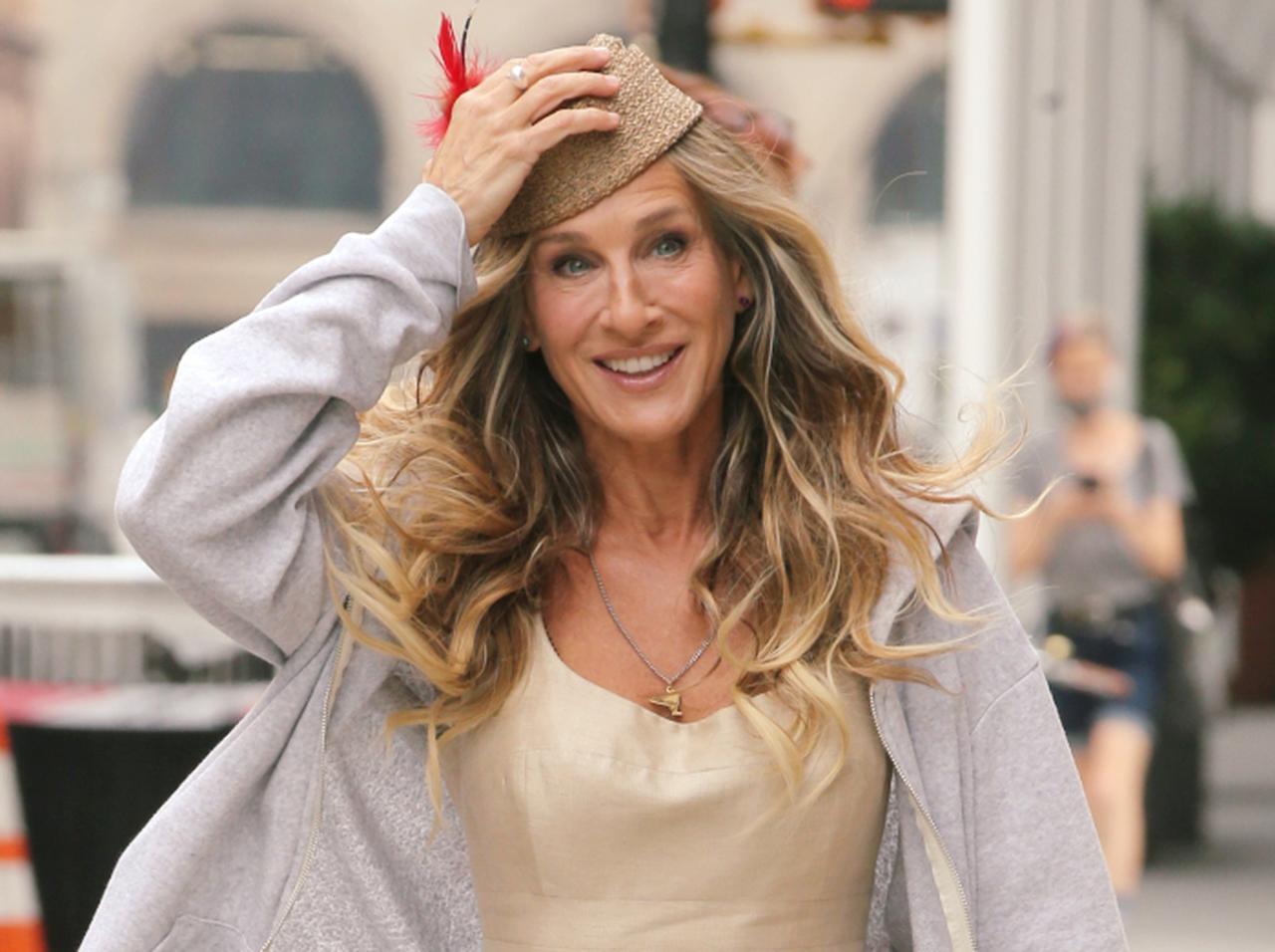 『SATC』続編、キャリーたちの友だちの輪に加わる新キャスト3人が発表！【撮影中写真アリ】