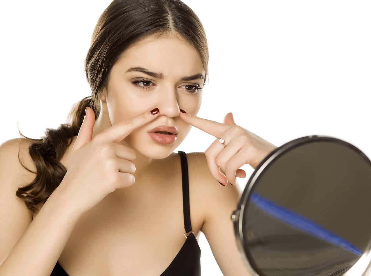 ファンデーションが小鼻だけヨレる？よくある悩みを解消するベースメイクのコツ