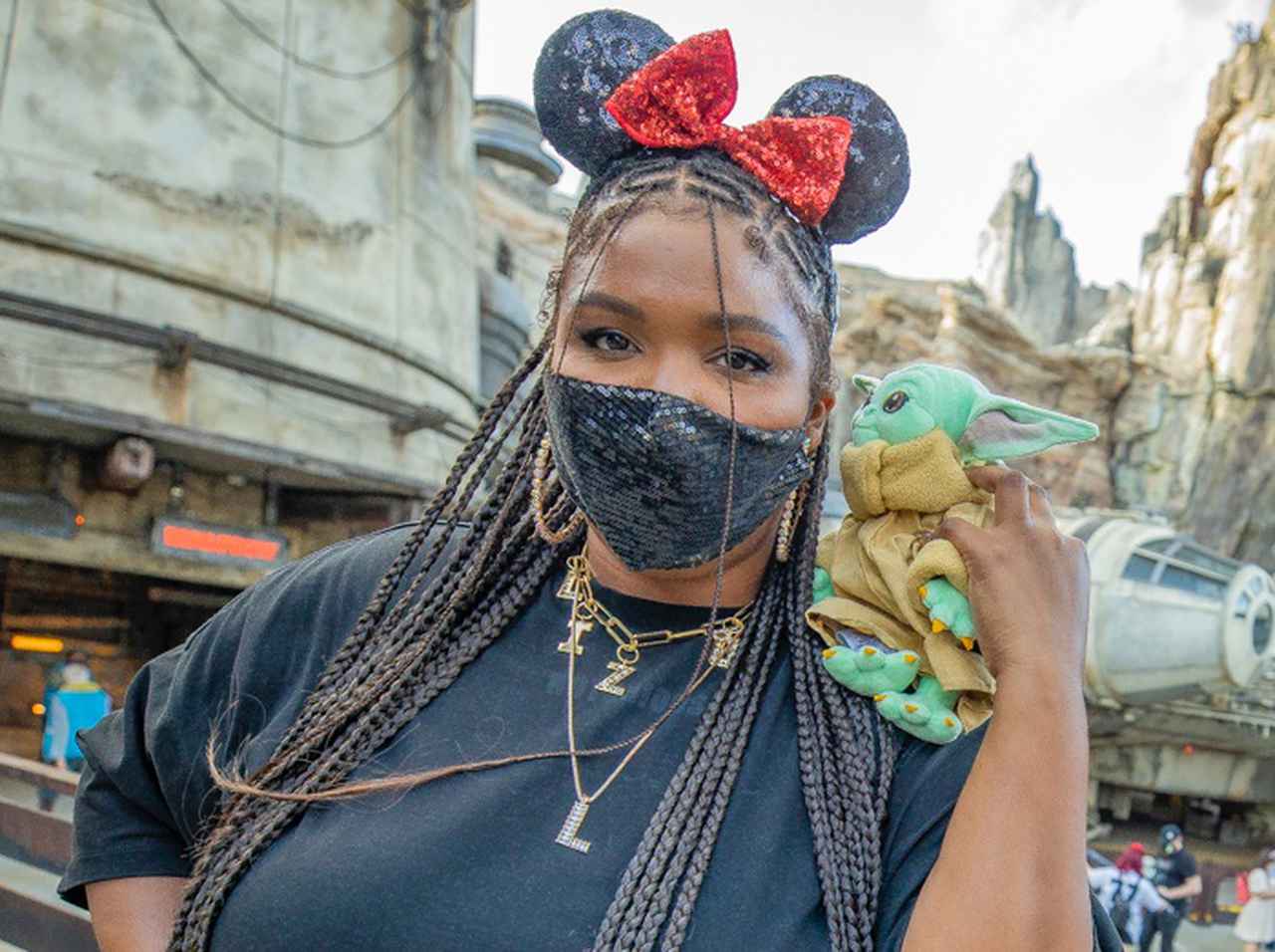 リゾ、まだコロナの脅威は終わっていないと改めてファンに注意を呼びかけ