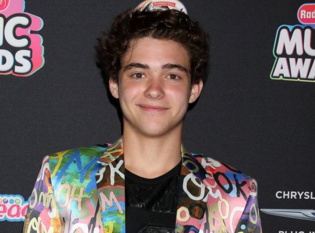 ジョシュア・バセット、カミングアウト後に寄せられたヘイトに「もっと進んでいると思っていた」