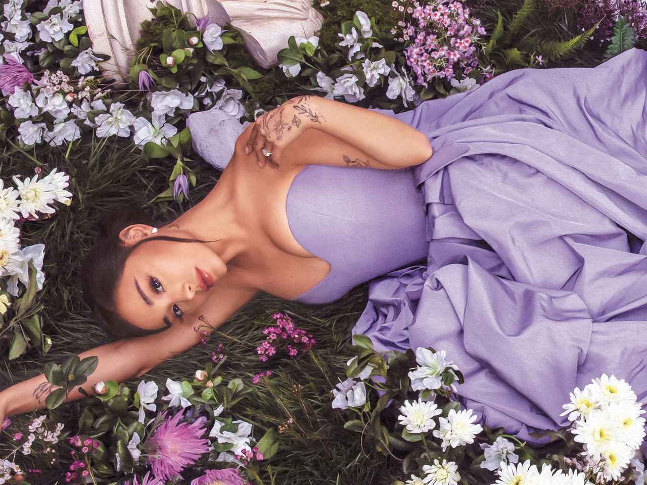 アリアナ・グランデの新作香水「God Is A Woman」はどんな香り？