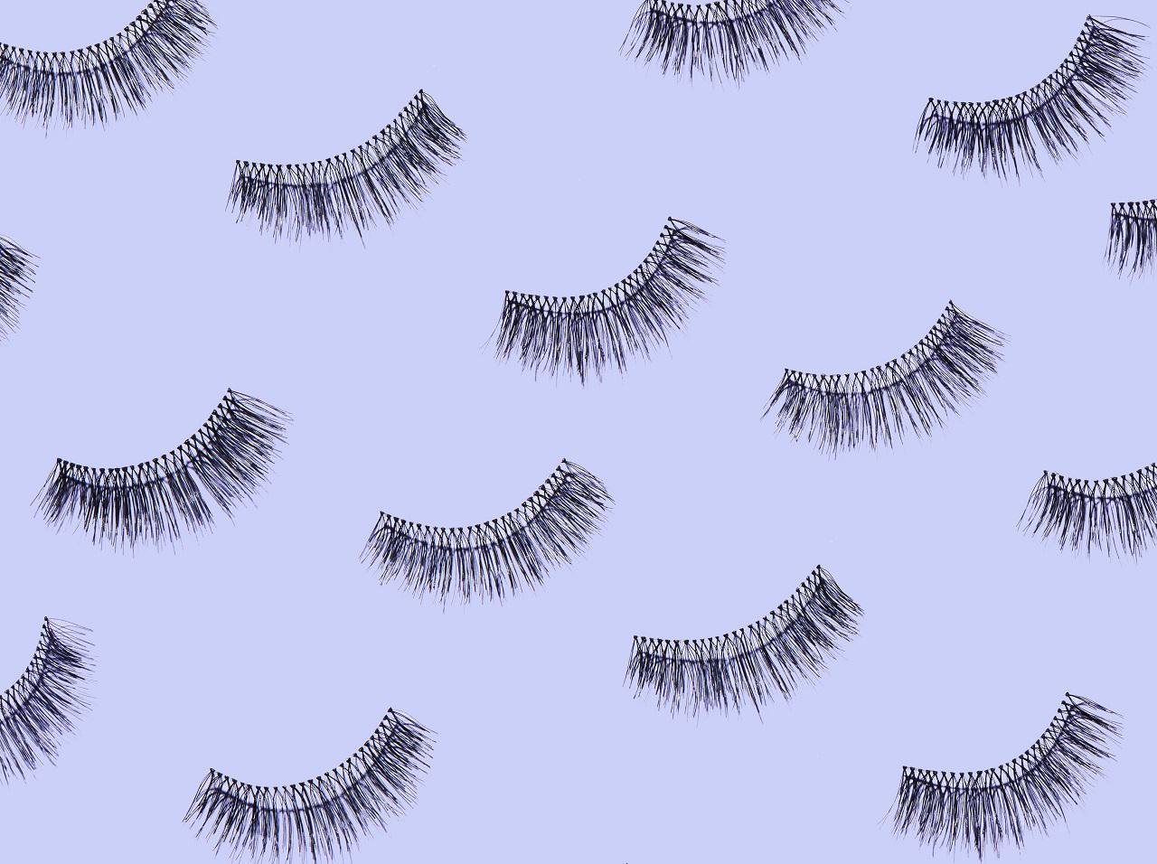 つけまつげをリアルなまつげに見せる、超簡単な1ステップとは?