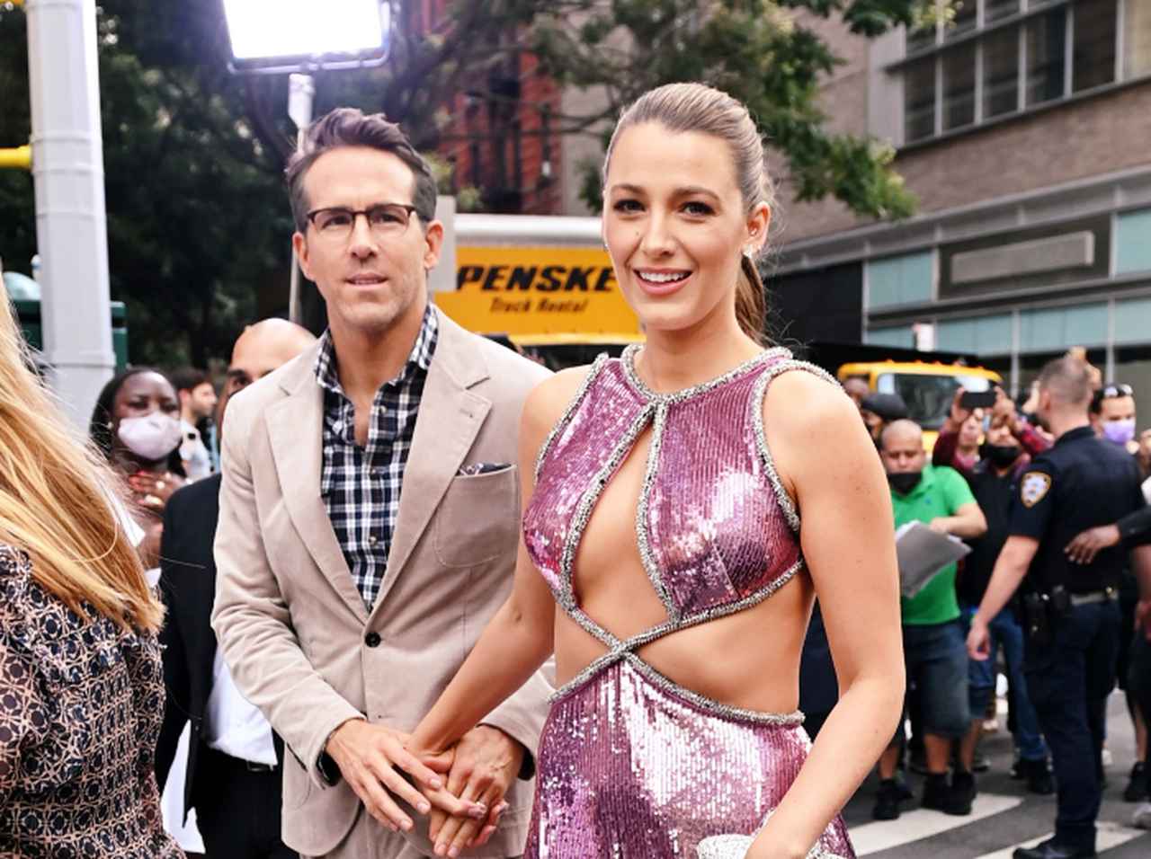 ブレイク・ライブリー、2年ぶり美ドレス姿に隠された「秘密」にもっと惚れる