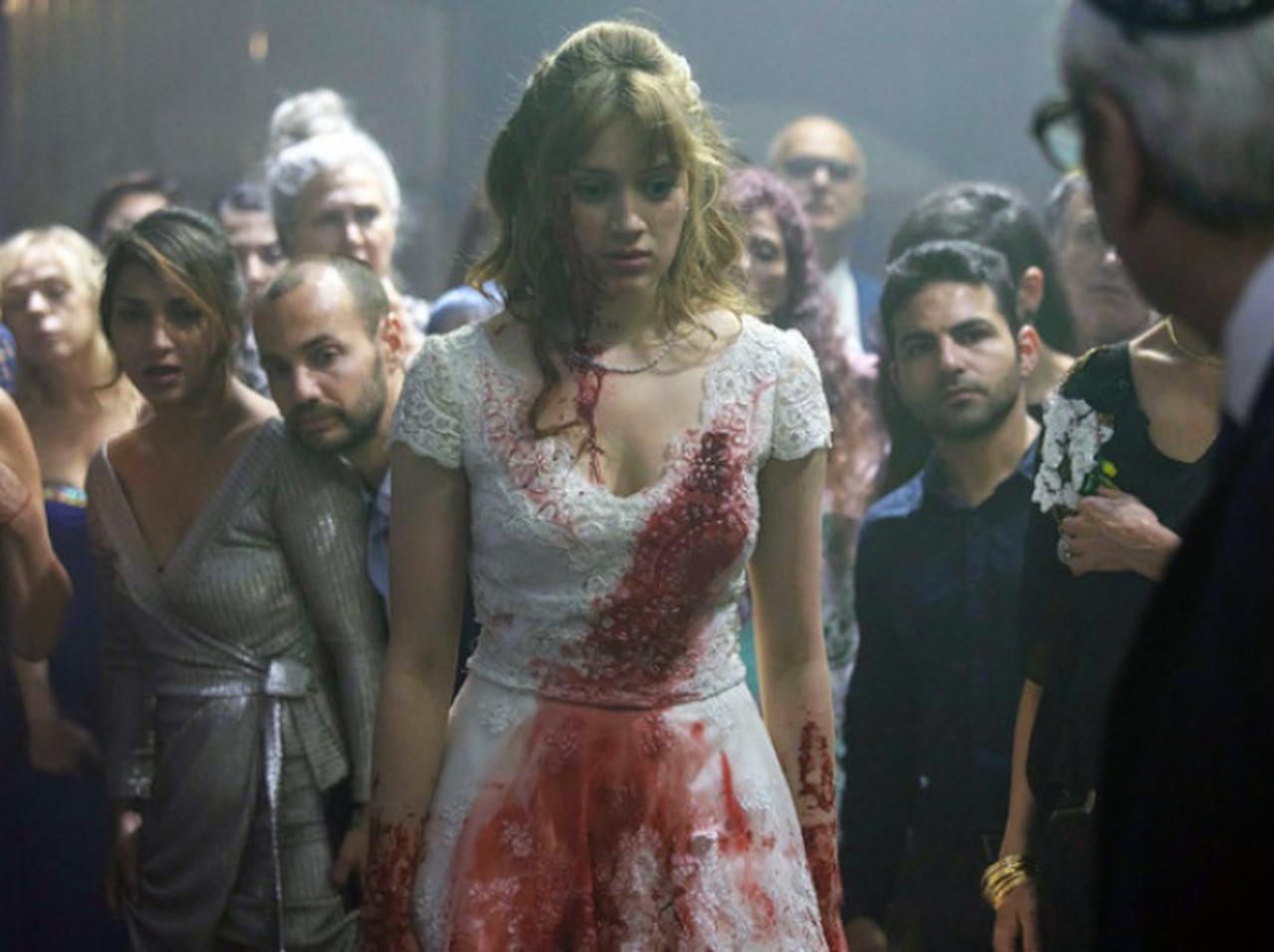 ユダヤ教の古い慣習や風習がモチーフのミステリードラマ『ポゼッションズ 血と砂の花嫁』、予告編に戦慄…!