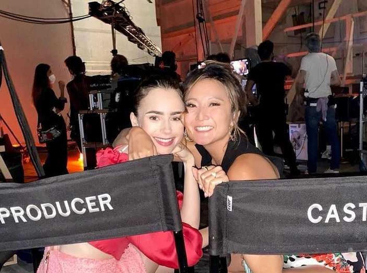 『エミリー、パリへ行く』シーズン2、ついにクランクアップ！共演者が涙