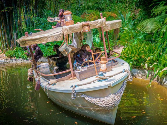 「ジャングル・クルーズ」の乗り心地は世界共通！？ロック様＆エミリーの言葉に共感