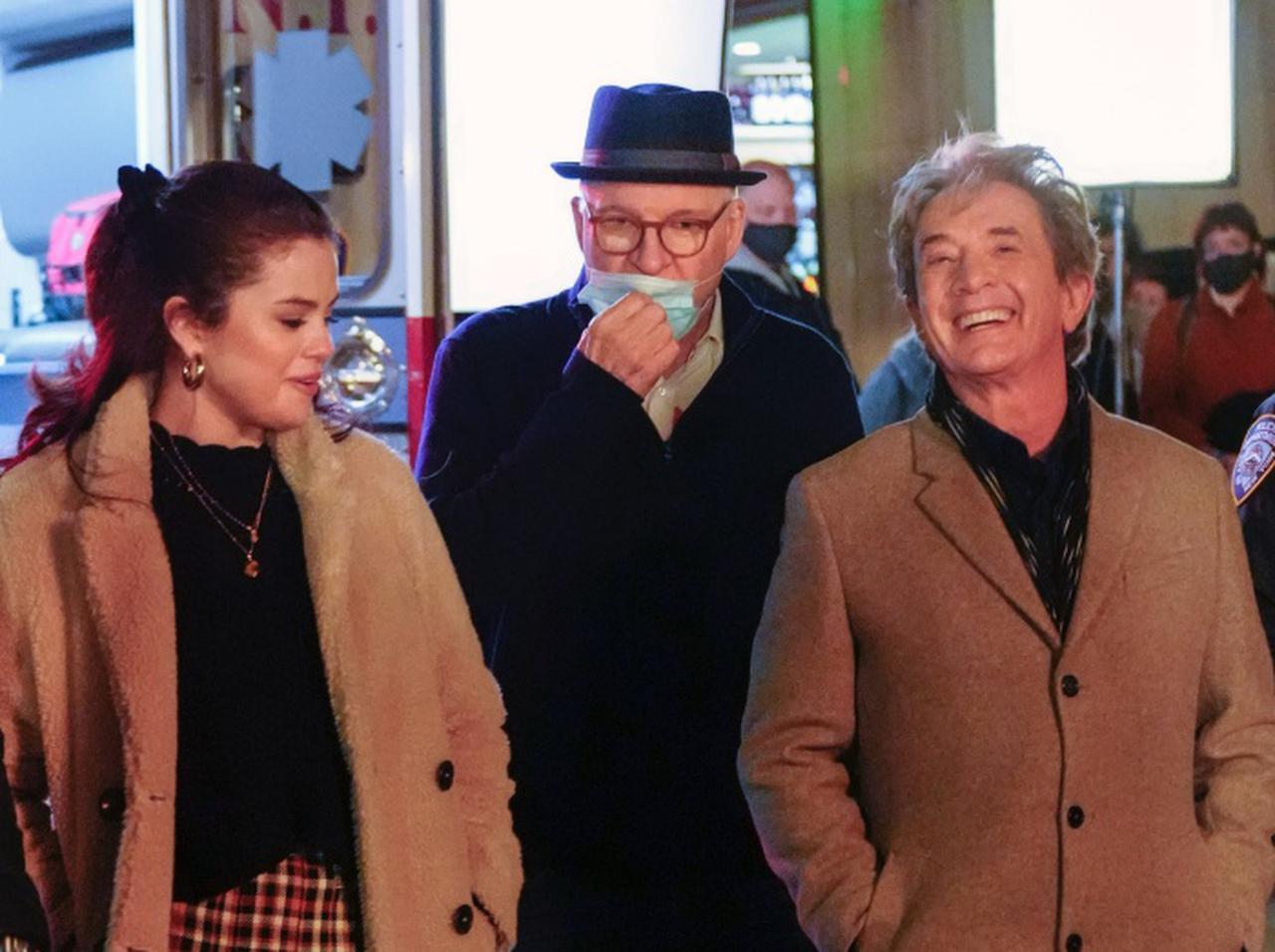 セレーナ・ゴメス、「WAP」は「濡れたアソコ」だと年上世代の男性俳優たちに教えていた