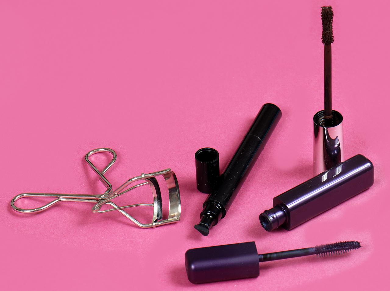 「デカ目メイク」のカギを握る、プロが絶対に妥協しないアイテムとは?