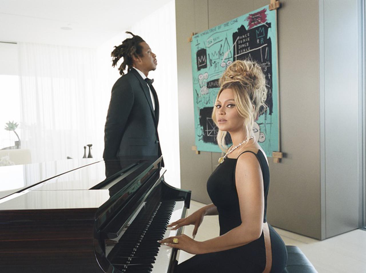 ビヨンセ、30億円超えのイエローダイヤのネックレスをオードリー、ガガ、ガルから引き継ぐ