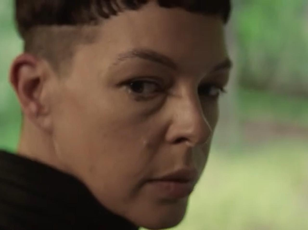 『ウォーキング・デッド』スピンオフ予告に“リックを連れ去ったあの人”の姿!髪型が変わってる!