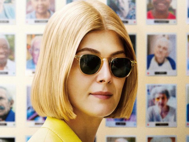 「息を呑むほど凶悪」！ロザムンド・パイクが100%共感不能な主人公を演じる『パーフェクト・ケア』の予告編に期待高まる