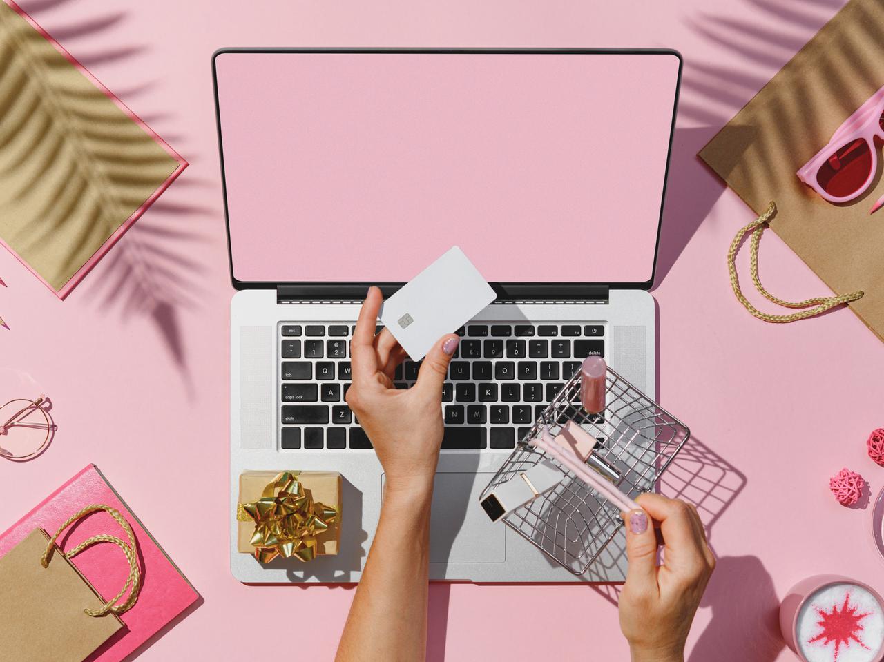 ついで買いできる!「セルフプレジャーアイテム」を取り扱うコスメ通販サイト4つ