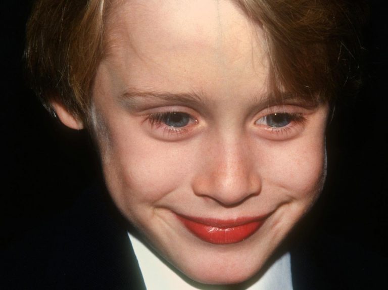 マコーレー・カルキンが子供!1991年エミー賞のアフターパーティーの写真公開