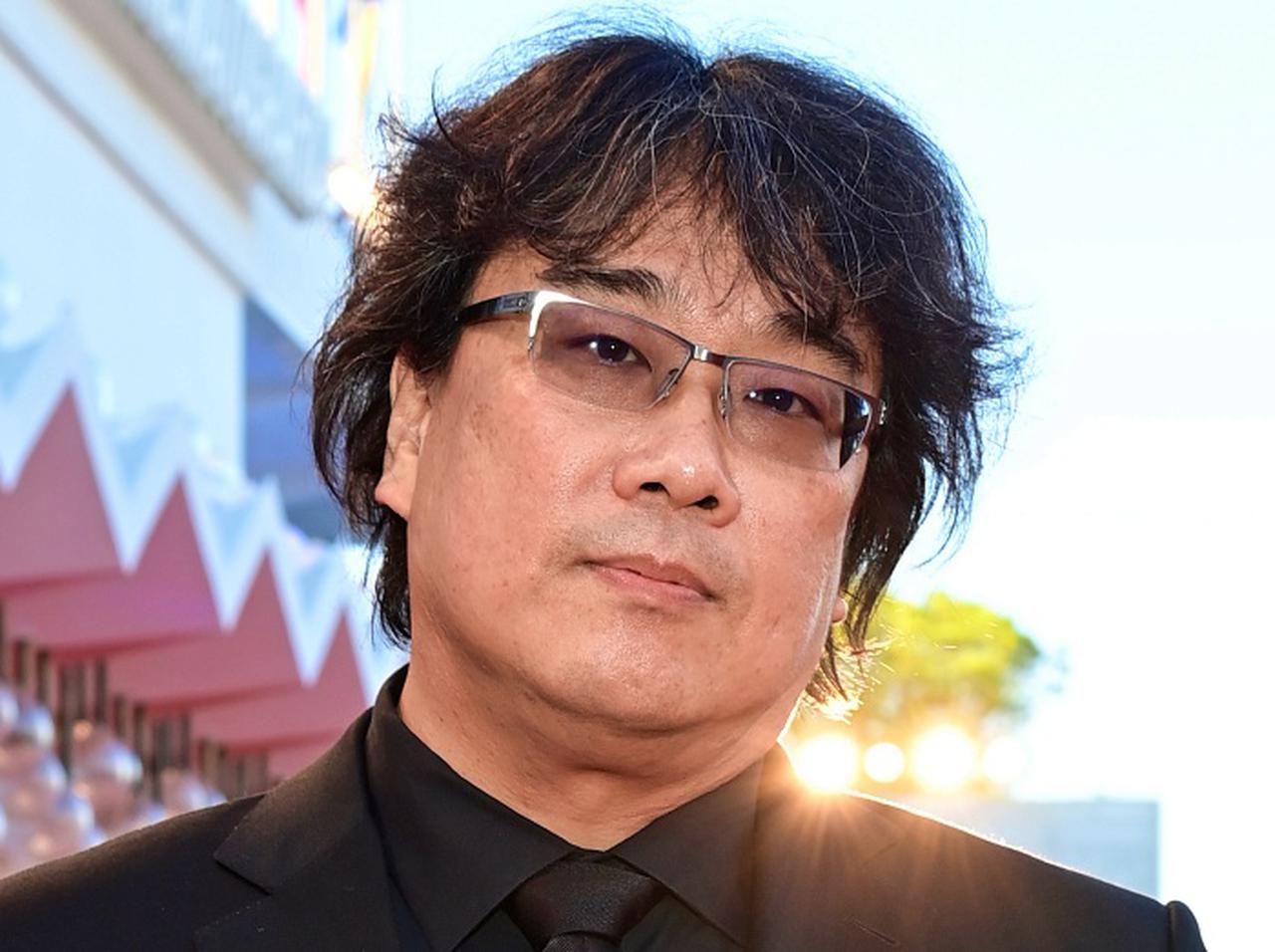 “コロナに映画は殺せない”『パラサイト』ポン・ジュノ監督の発言に注目集まる